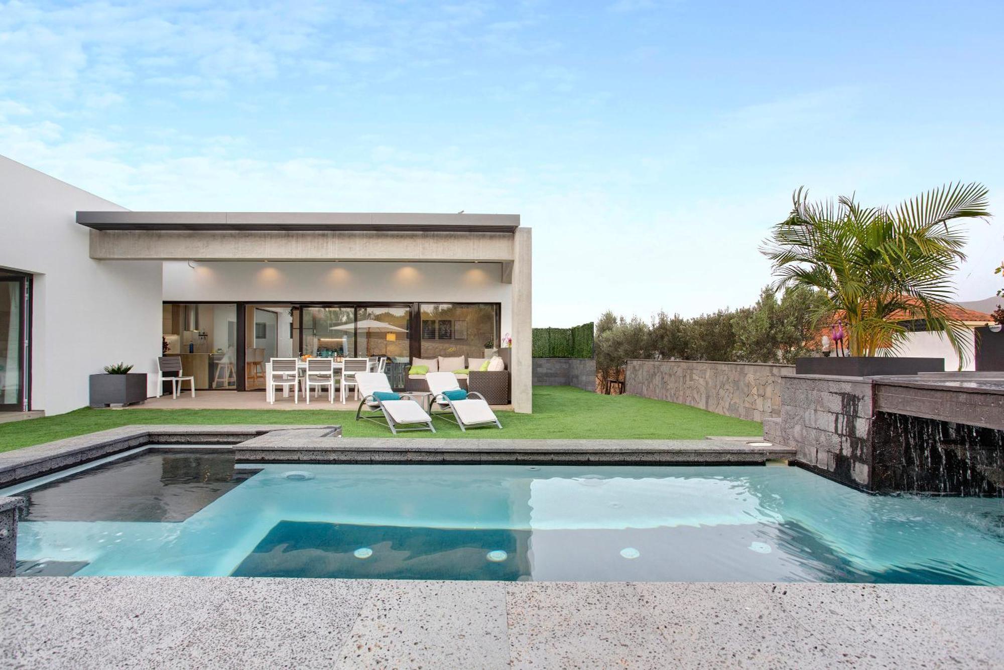 Villa Laian Triquivijate Esterno foto
